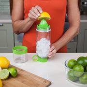 Top-down view of the BPA-free fruit infuser bottle, highlighting its secure lid and juicing cone.