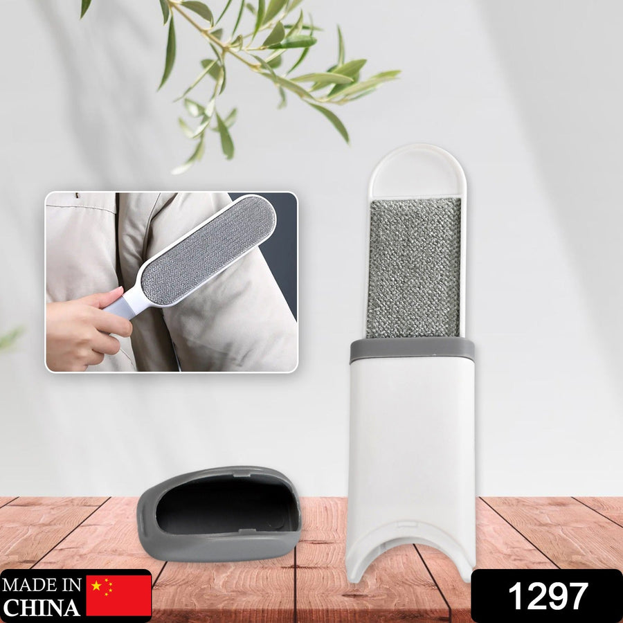 Lint Remover Brush – Double-Sided for Pet Hair & Clothes | Calm & Curl