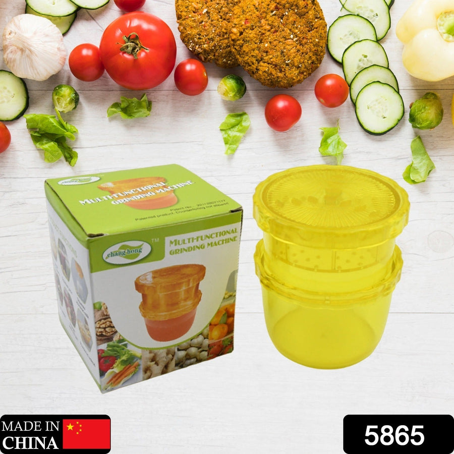 2-in-1 Manual Citrus Juicer & Grinder – Portable & Easy to Use