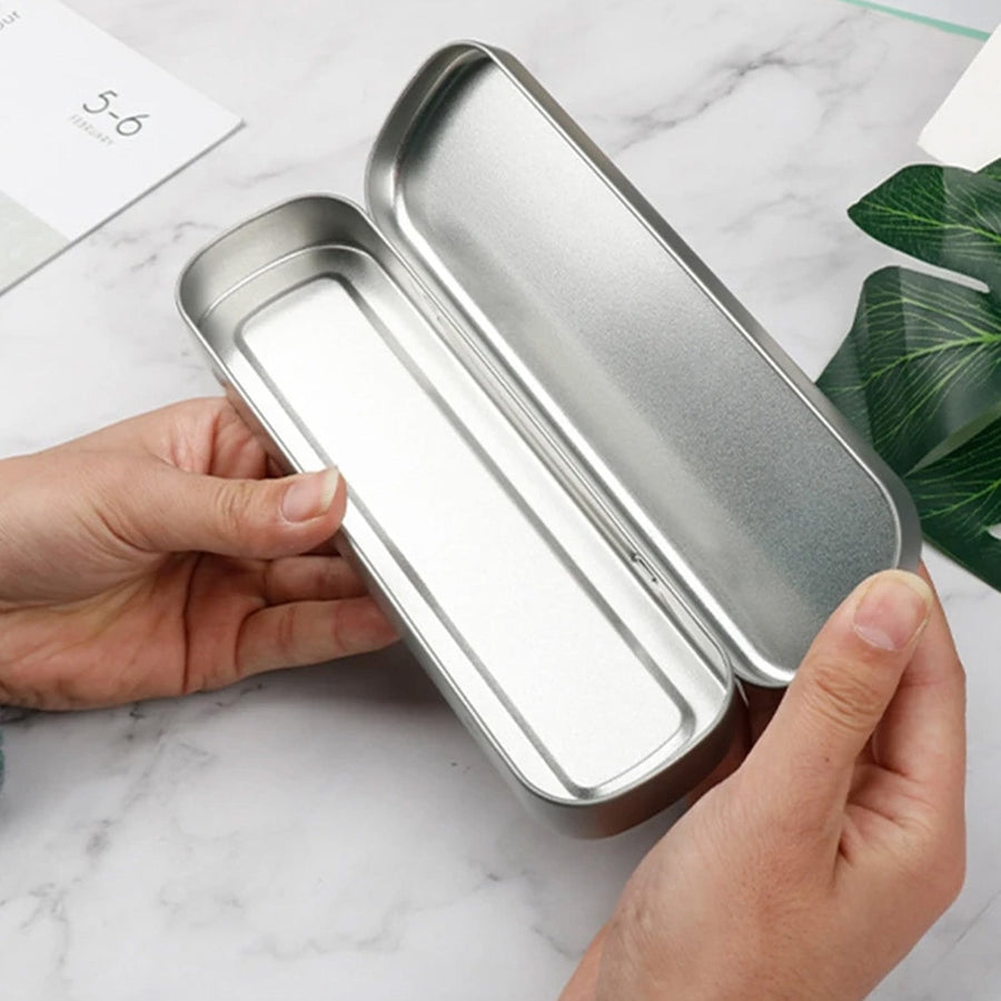Stainless Steel Tongue Scraper – Oral Hygiene Tool with Case | MintGuard