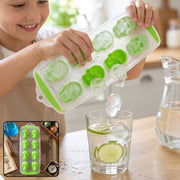 8 grid ice cube tray for water, juice and cocktails