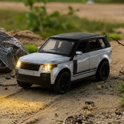 Pull back die cast SUV toy for boys and girls