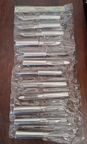 Packaging for the stainless steel peeler set, highlighting its key features and benefits.