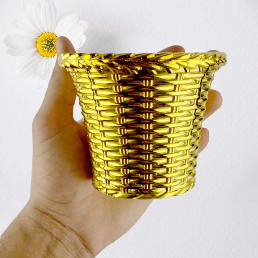 Valencia Plastic Flower Pot – Durable Indoor & Outdoor Planter
